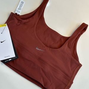 Nike Alate Sports Bra NWT size small